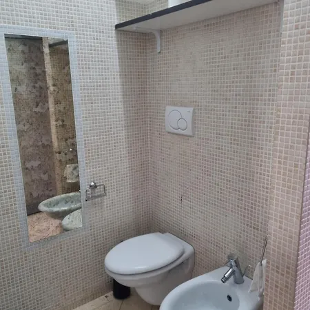 Confortevole Con Palestra Bed & Breakfast *